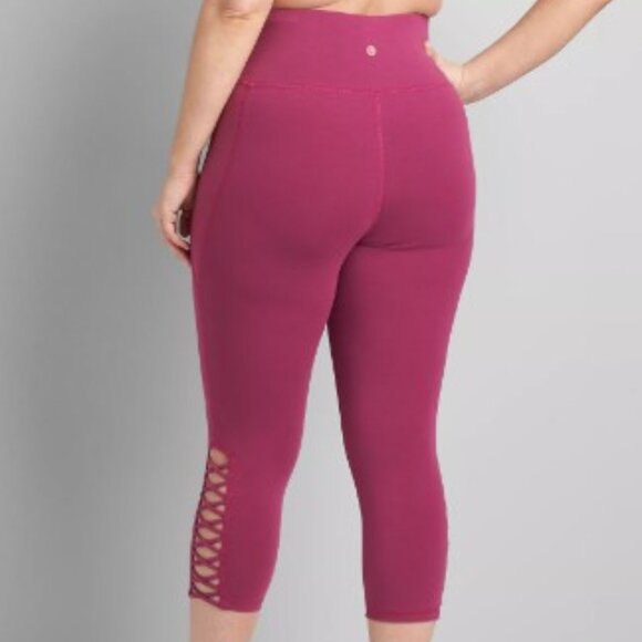 LIVI High-Rise Signature Stretch Capri Legging - Strappy Hem NEW W/tags - Picture 6 of 7